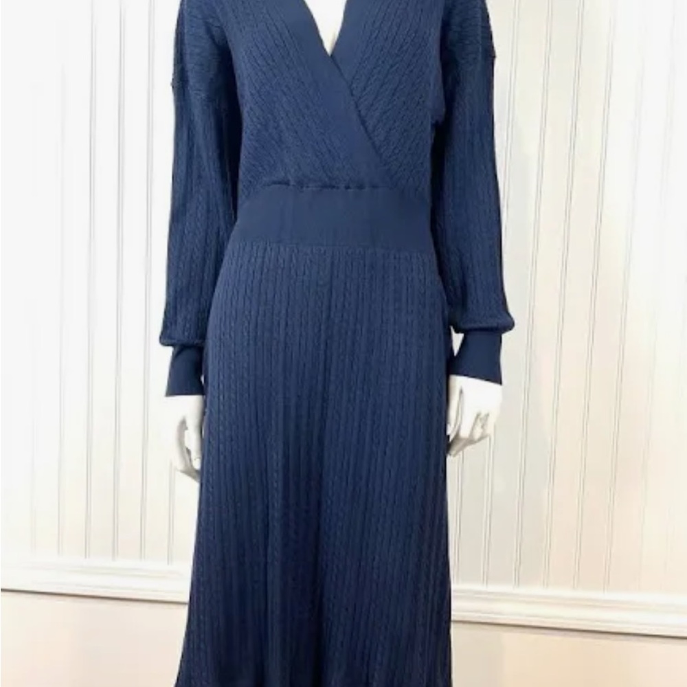 Elegant Navy Blue Women's Dress